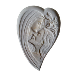 Scultura Bassorilievo Madonna con Gesù nel Cuore – Decoro Sacro Artigianale per Lapidi e Monumenti - DV1
