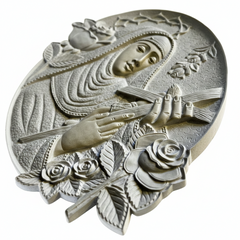 Scultura Bassorilievo Santa Rita – Decoro Sacro Artigianale per Lapidi e Cappelle